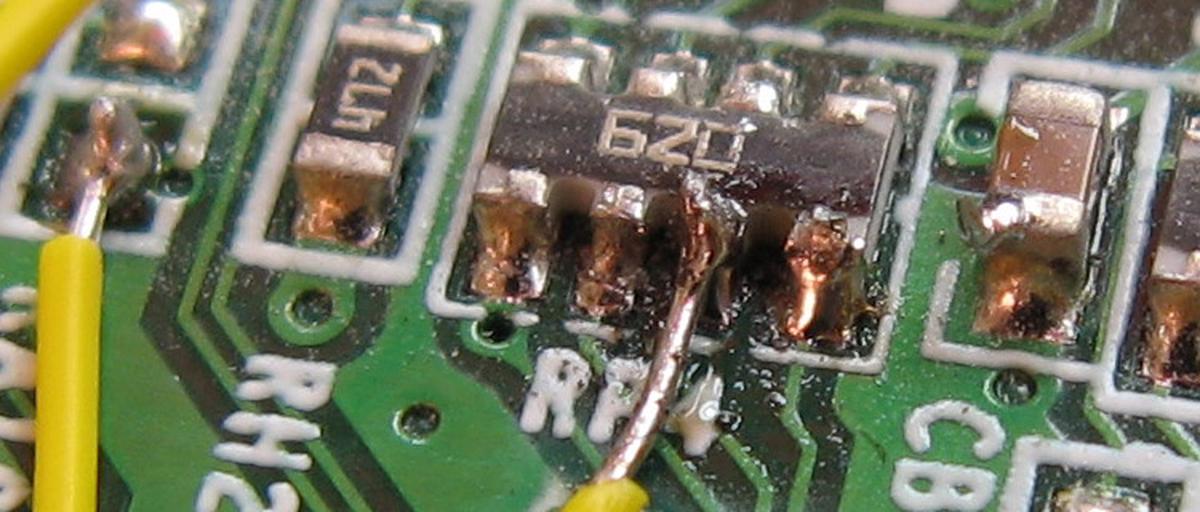 The trickiest part is the connection of CLK (GPIO3) to pin 3 of RP4. The other wire (on the left) is DI connected to GPIO5 The trickiest part is the connection of CLK (GPIO3) to pin 3 of RP4. The other wire (on the left) is DI connected to GPIO5